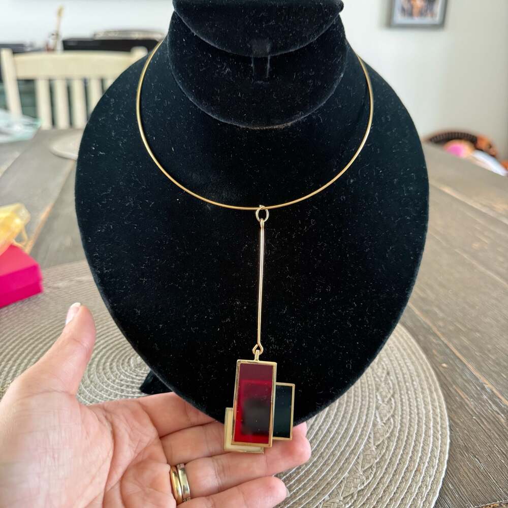 Vintage Sarah Coventry Enamel Gold Tone Modernist Geometric Pendant Necklace